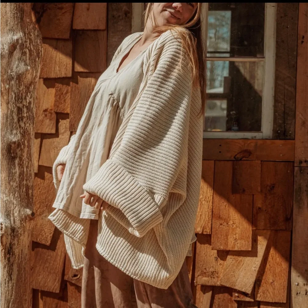 Like New Gardenbelle 100% Organic unbleached cotton oversized Cardigan USA made - Picture 8 of 16